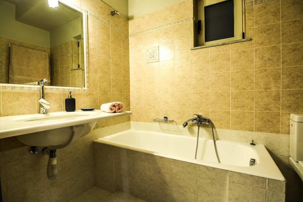 Aigli Luxurious Villa Kato Pitsa ภายนอก รูปภาพ